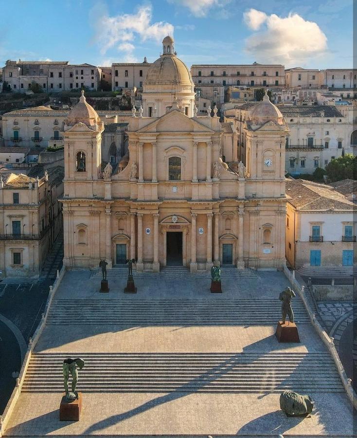 Alla Villa Noto Extérieur photo